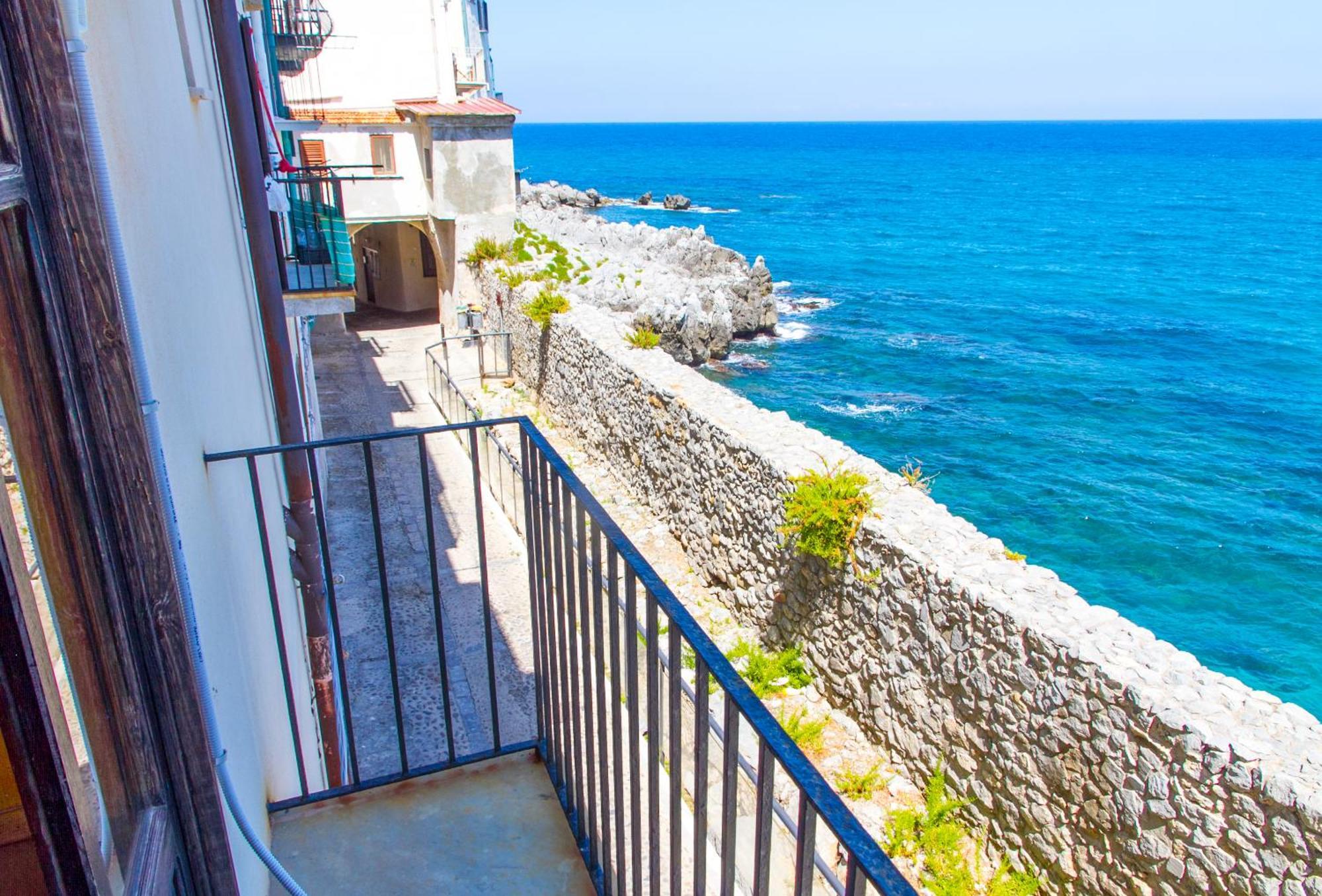 Hotel Ai Candelori Cefalù Exterior foto