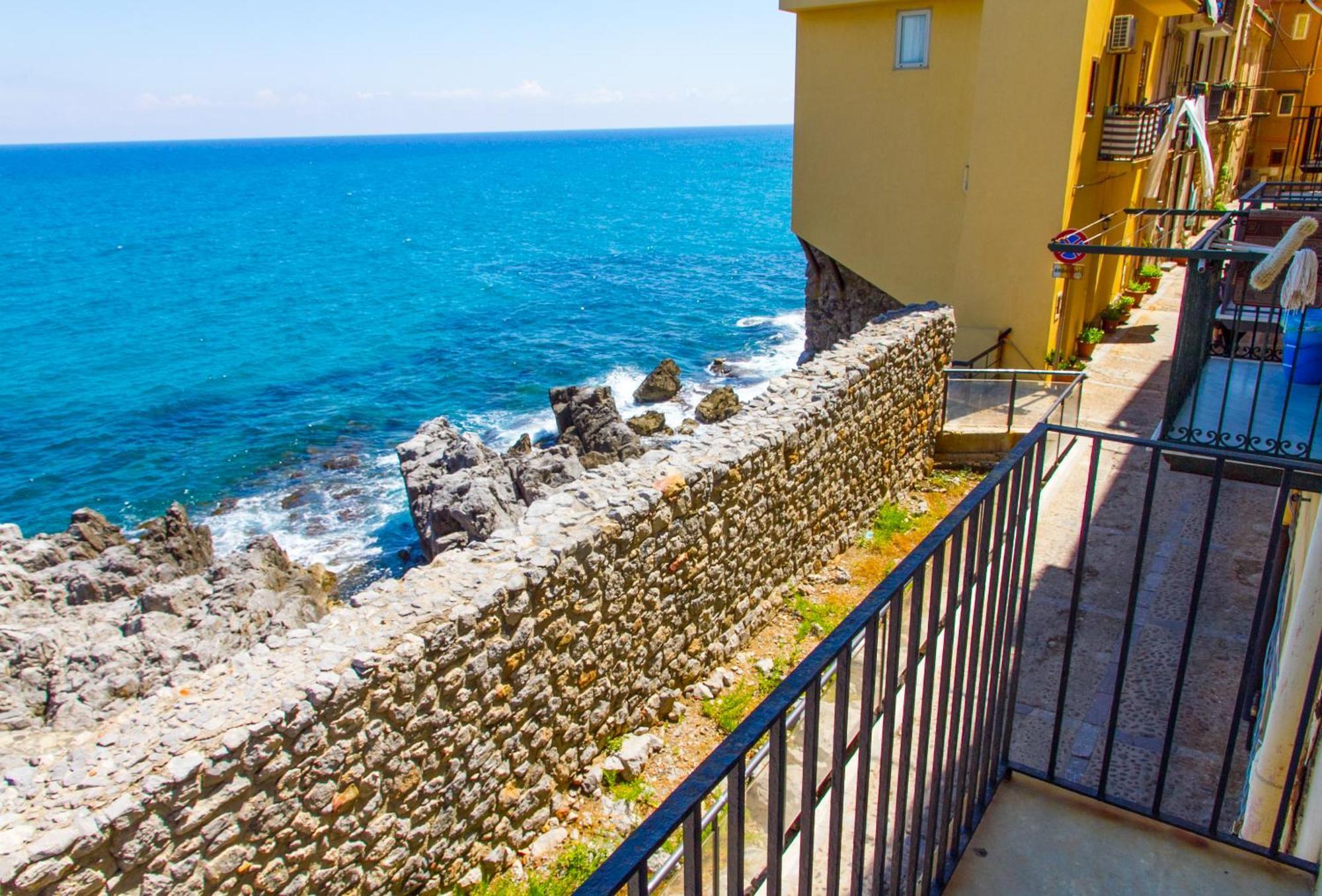 Hotel Ai Candelori Cefalù Exterior foto